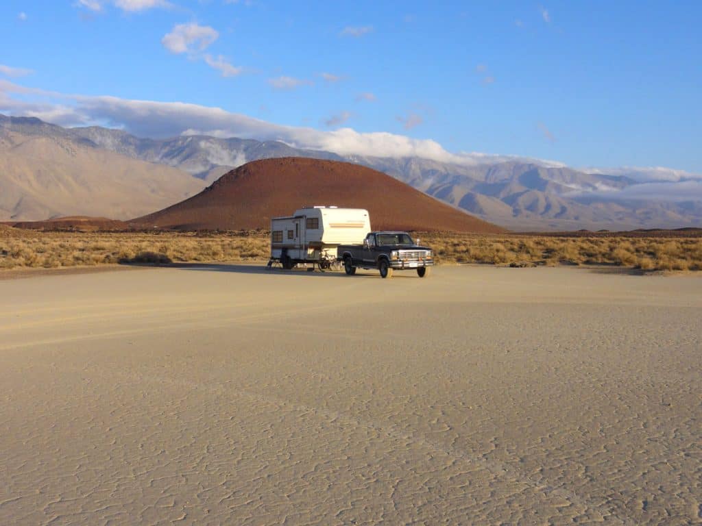 RV camping in the Eastern Sierra near Fossil Falls