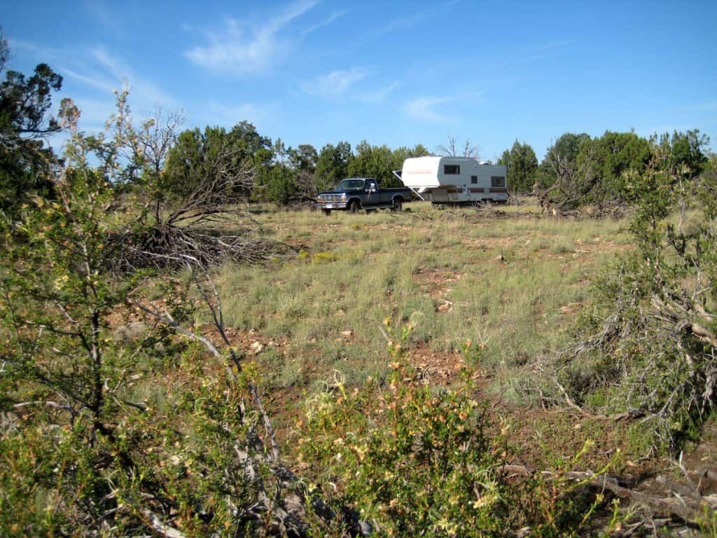RV boondocking east of Walnut Canyon National Monument