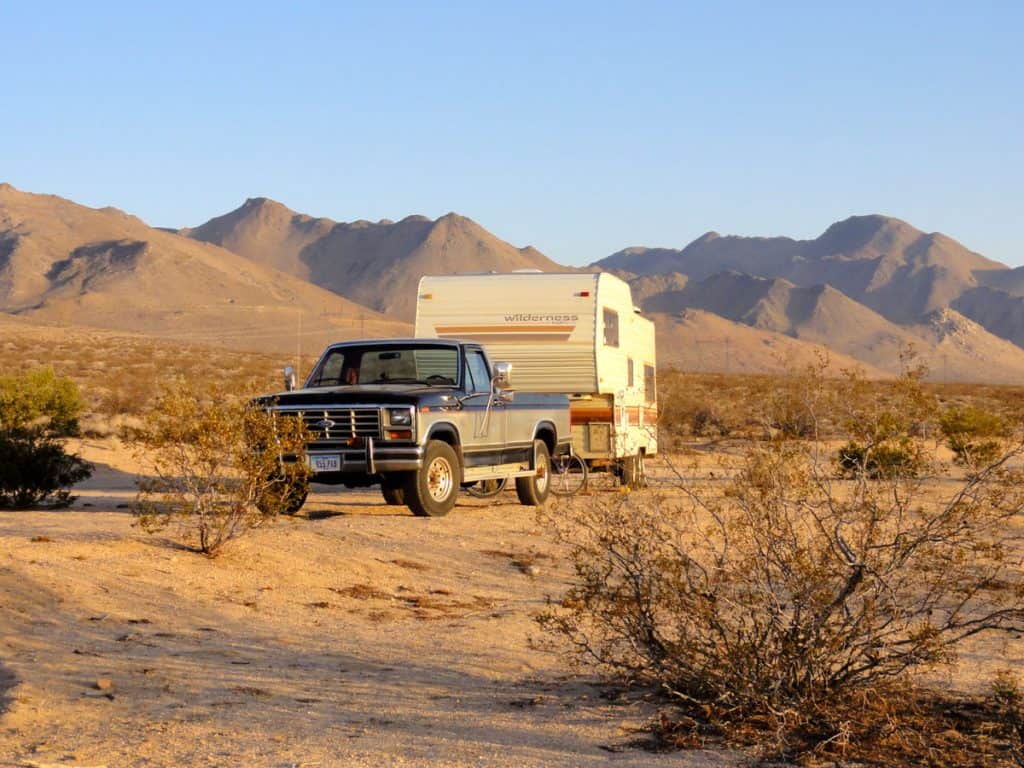RV camping near Short Canyon in the Eastern Sierra